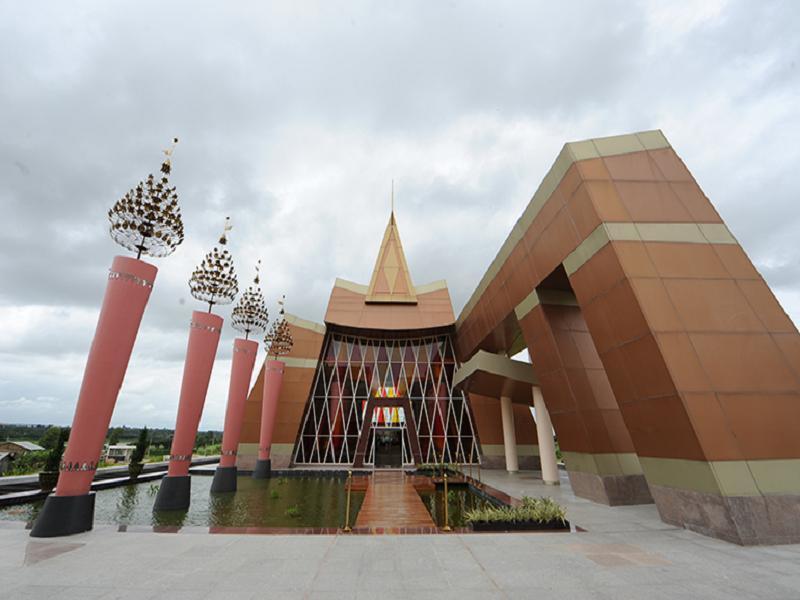 The Myat Mingalar Hotel Naypyidaw Bagian luar foto